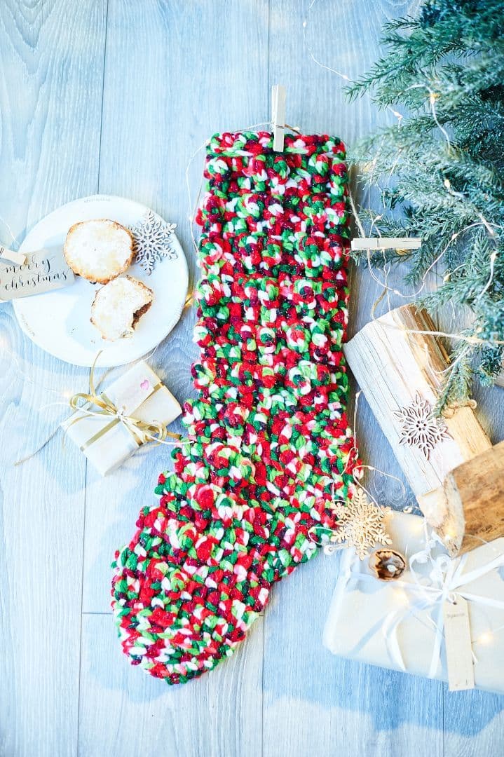 Stylecraft Winter Magic Pattern, Stocking And Christmas Tree Skirt 10030 (Crochet)