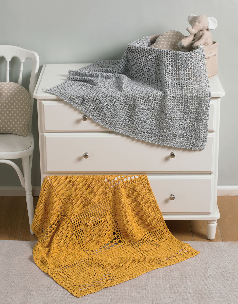 Sirdar 8257 Crochet Pattern