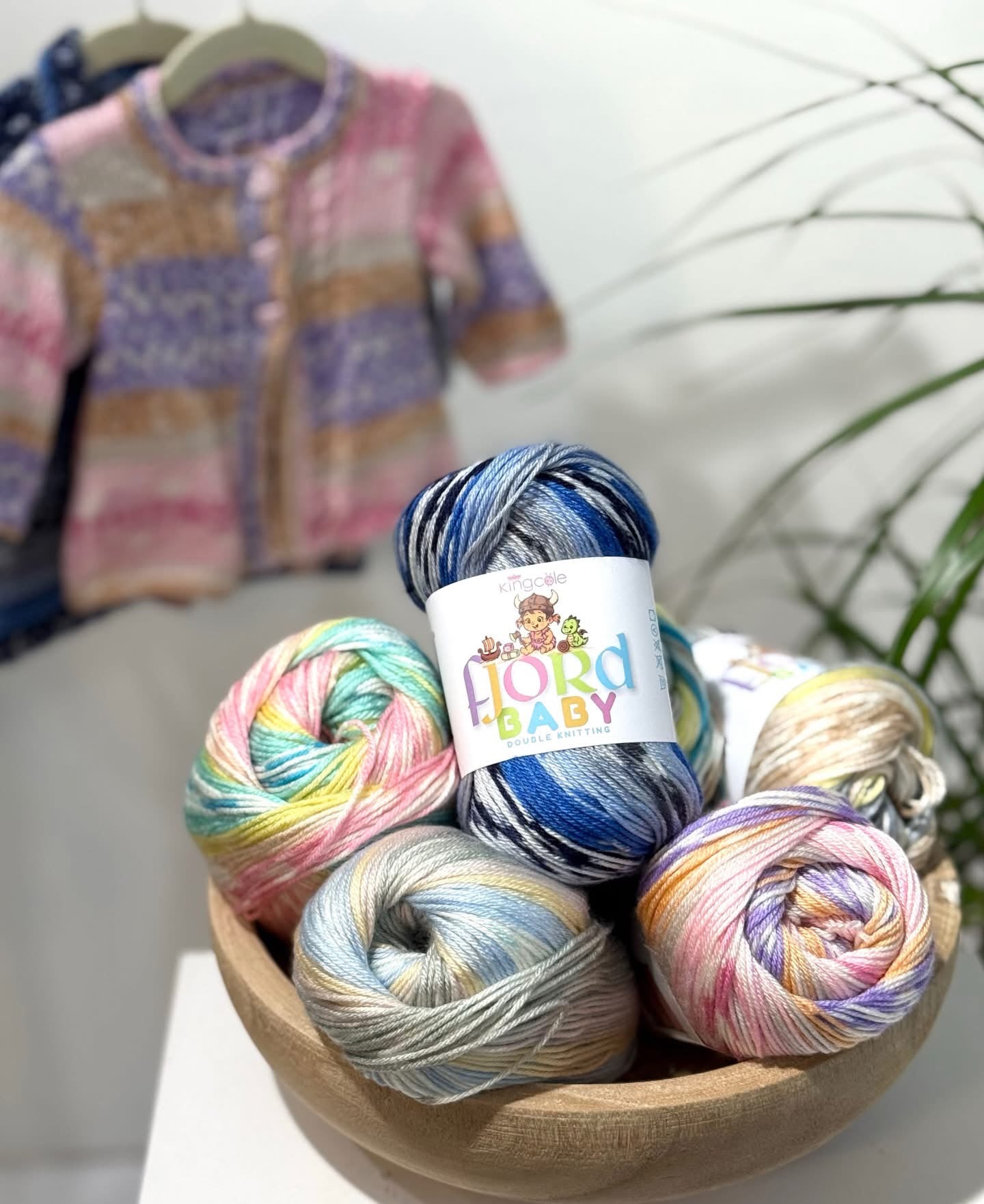 ** NEW ** King Cole Fjord Baby Dk Yarn and Patterns