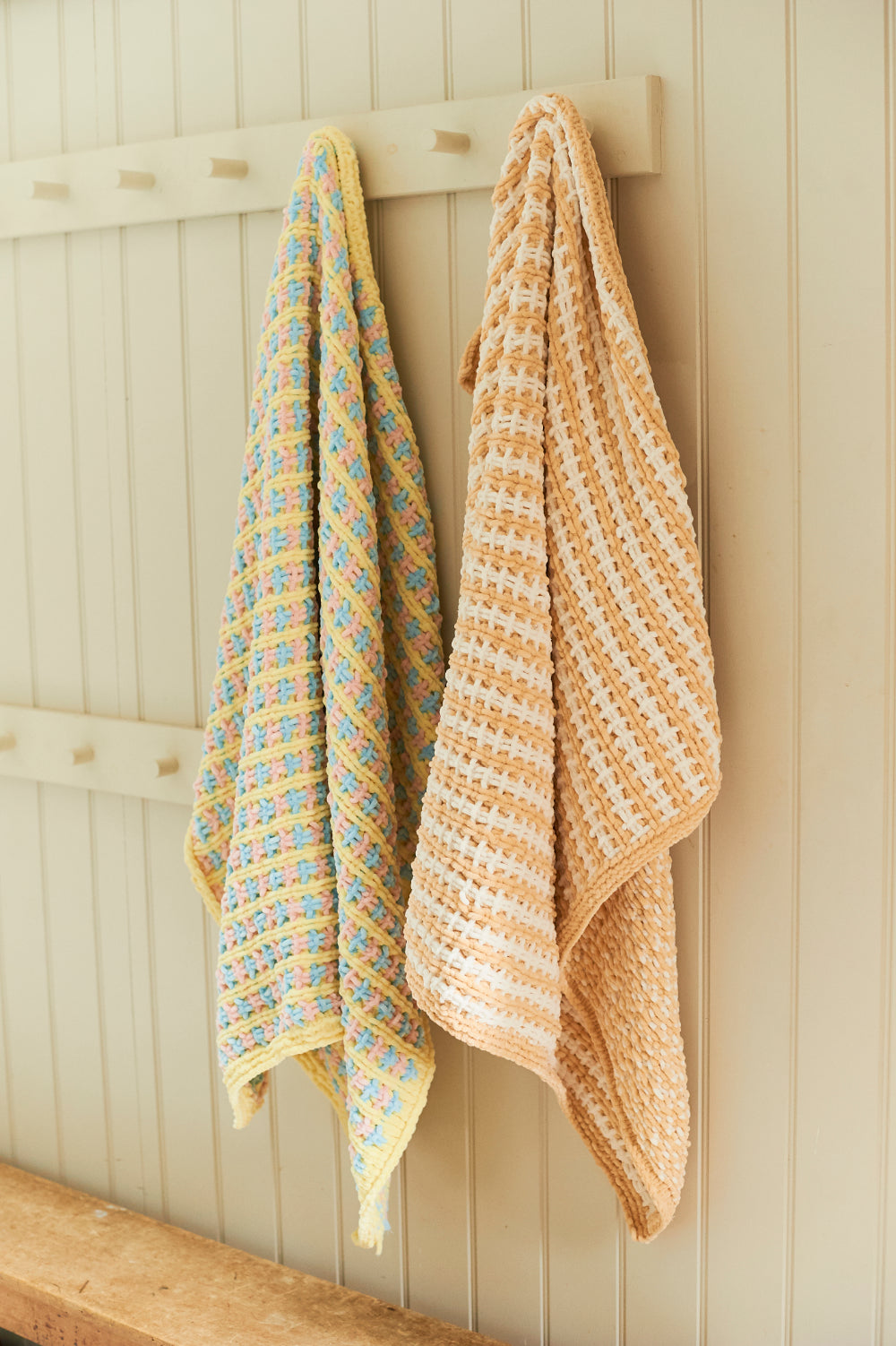 Stylecraft Chenille Chunky Pattern 10247 Knit Blankets