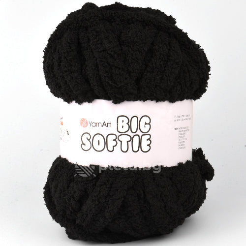 Yarn Art Big Softie 250g 742 Black