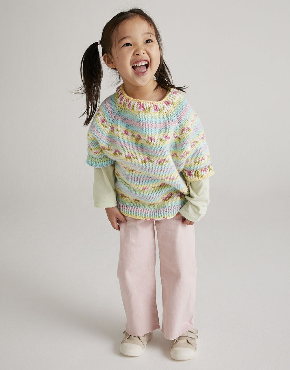 Sirdar Baby Blossom Chunky Pattern 5570