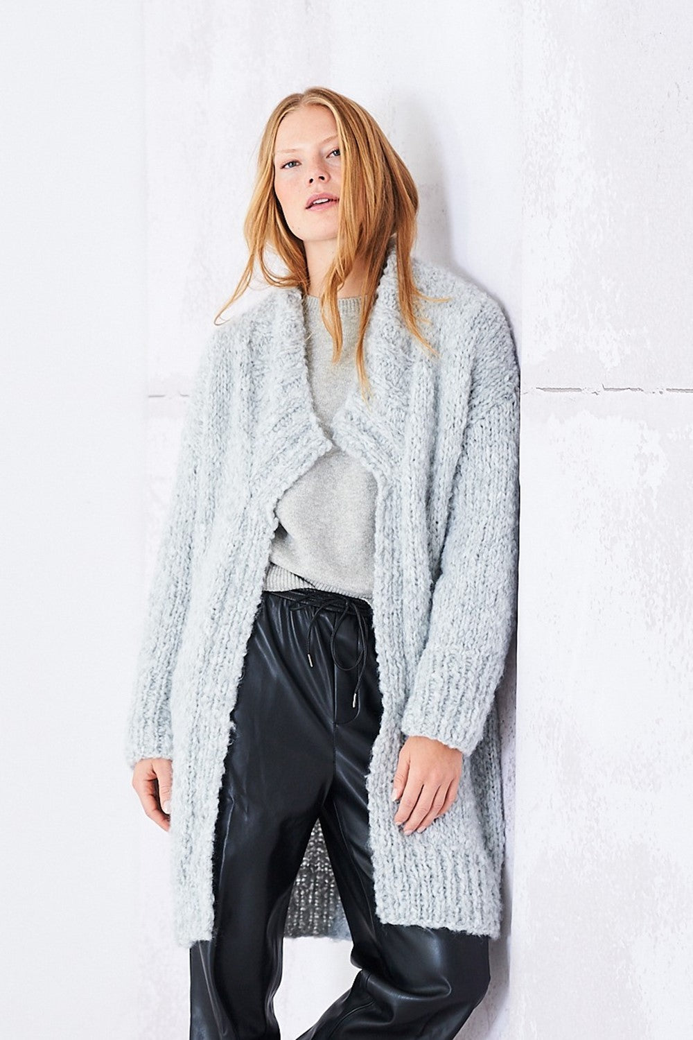 Stylecraft Cloudlike Super Chunky Pattern 10253 Knit Ladies Jacket/Gilet
