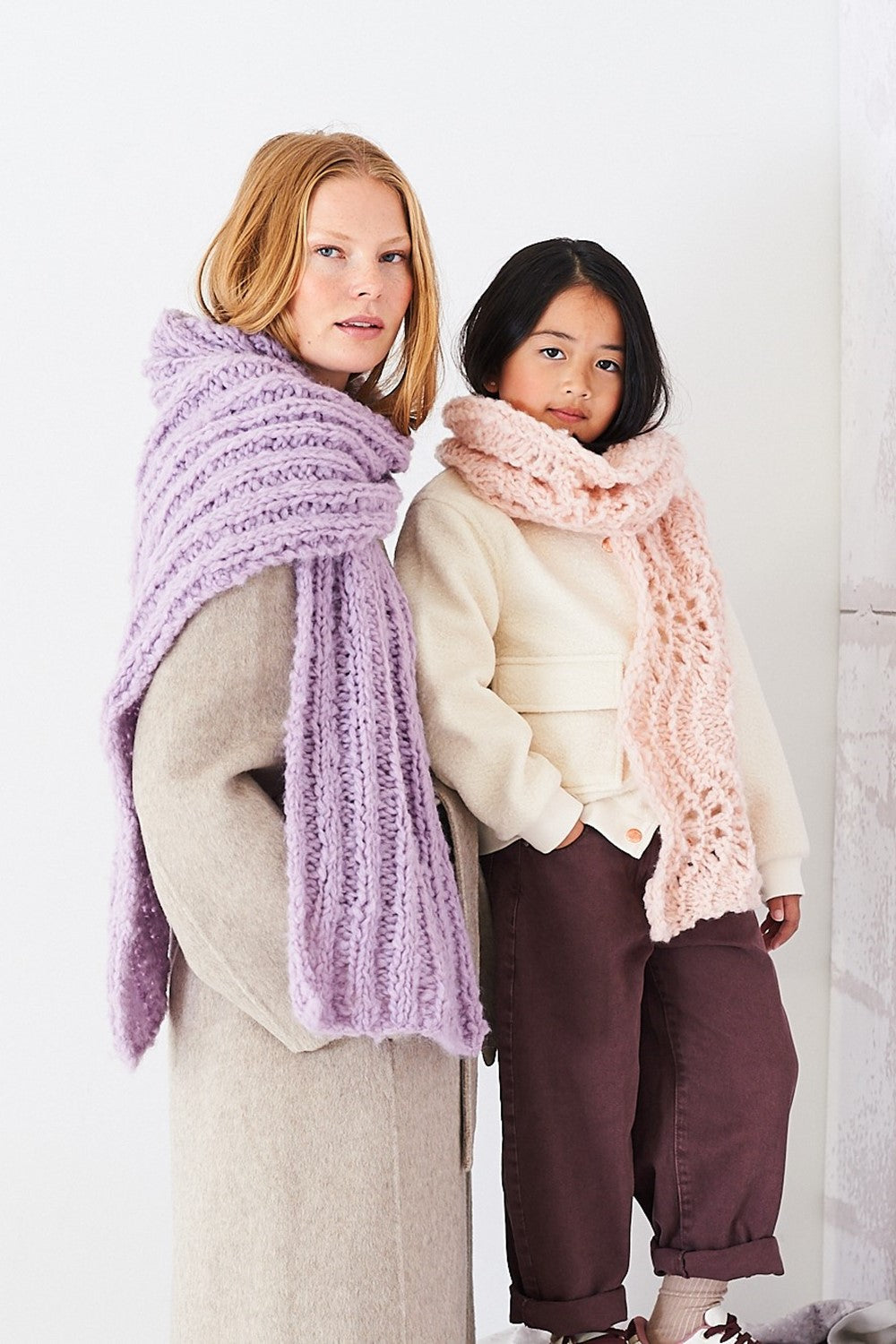 Stylecraft Cloudlike Super Chunky Pattern 10255 Knit Accessories