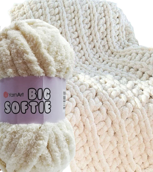 Yarn Art Big Softie 250g 745 Cream