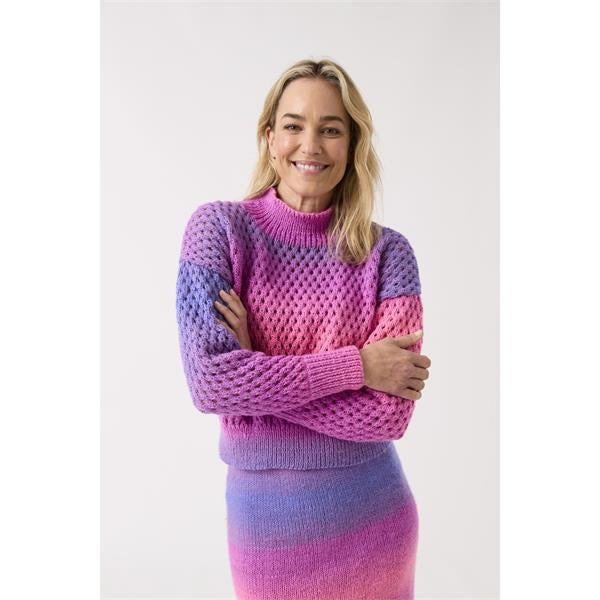 Sirdar Jewelspun Ombré Aran Pattern 10842