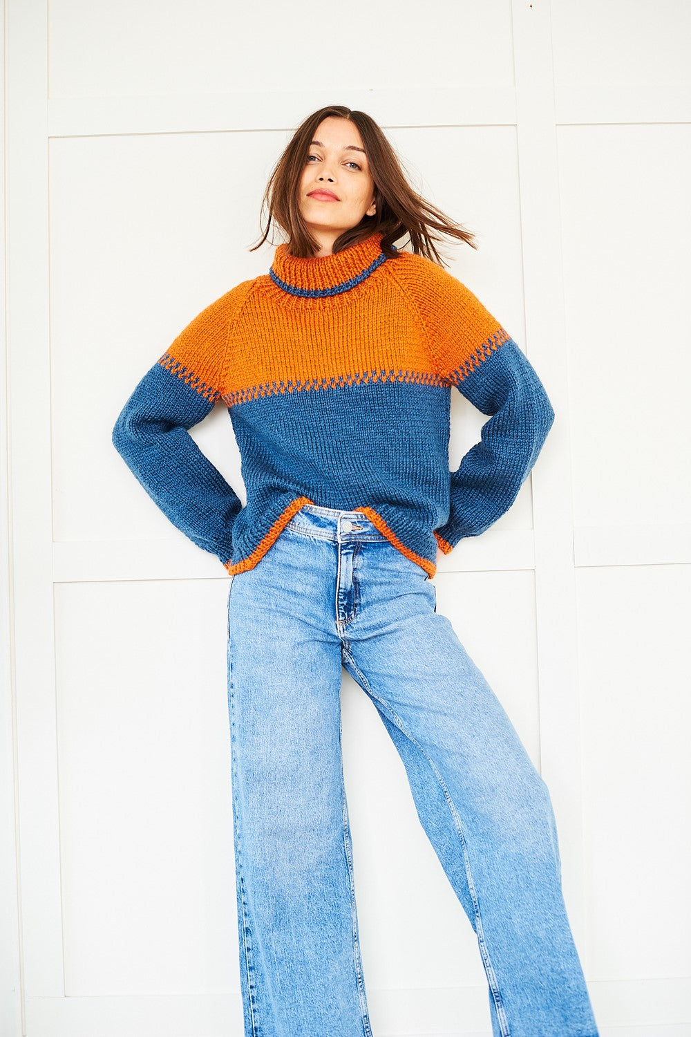 Stylecraft Chunky Pattern 10109 Knit Sweater