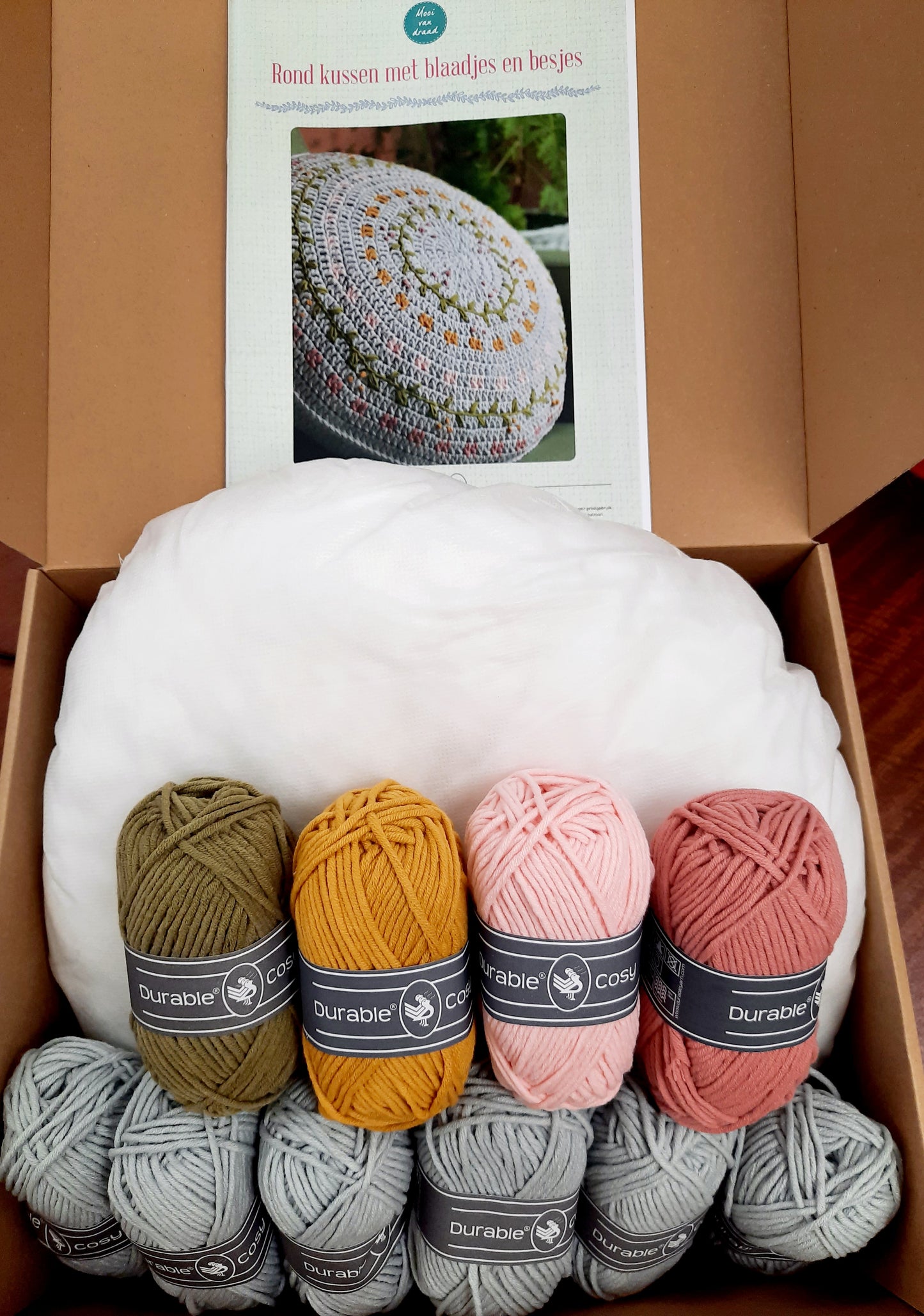 Durable Round Cushion Crochet Kit