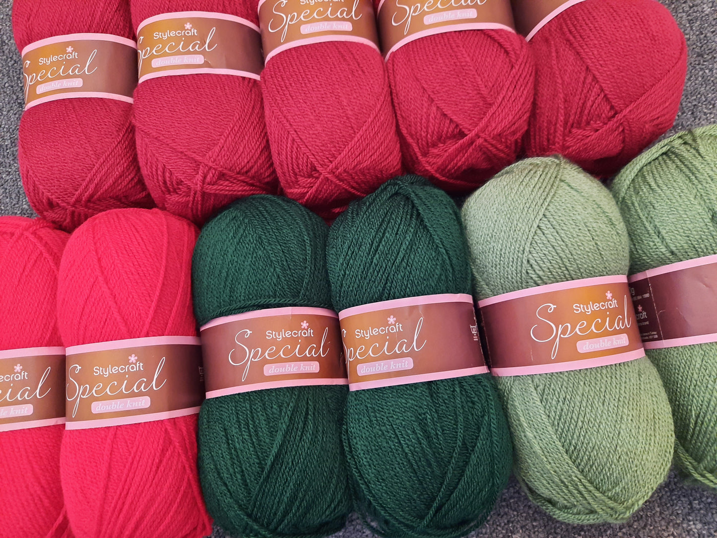 Yarnspirations Crochet Holiday Striped Throw Yarn Kit