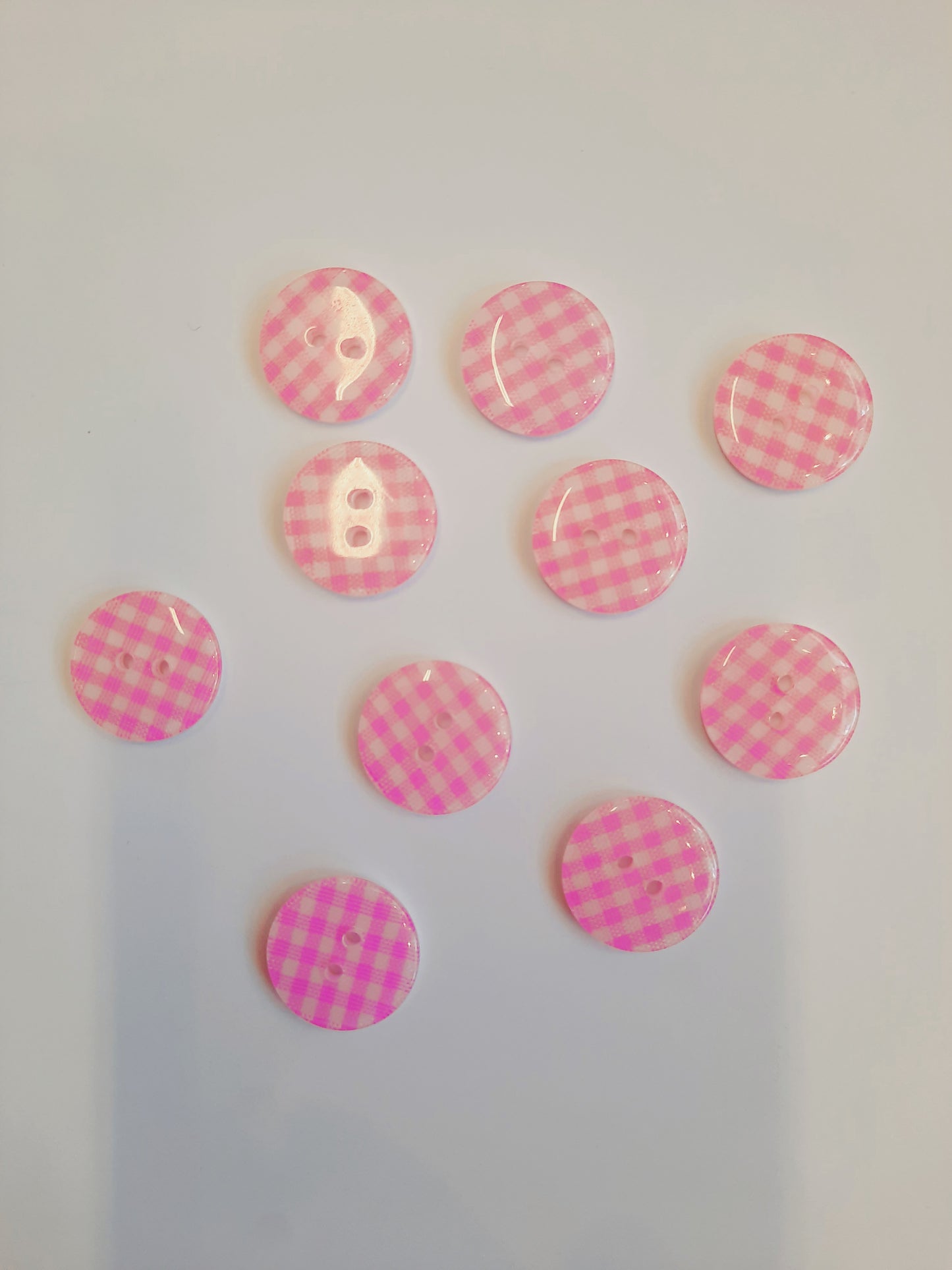 463 18mm Pink Gingham Buttons