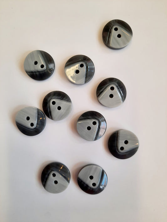 CP21 18mm Grey Buttons