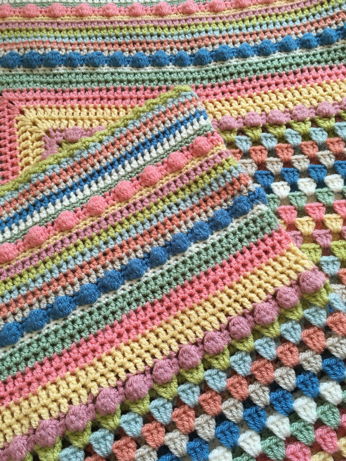 Woman’s Weekly Vintage Granny Square Blanket Kit, Alternative Colours